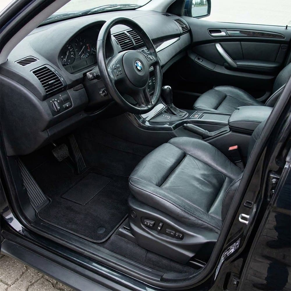 Tappetini in moquette Astro montati su BMW X5 (E53) (1999-2006)
