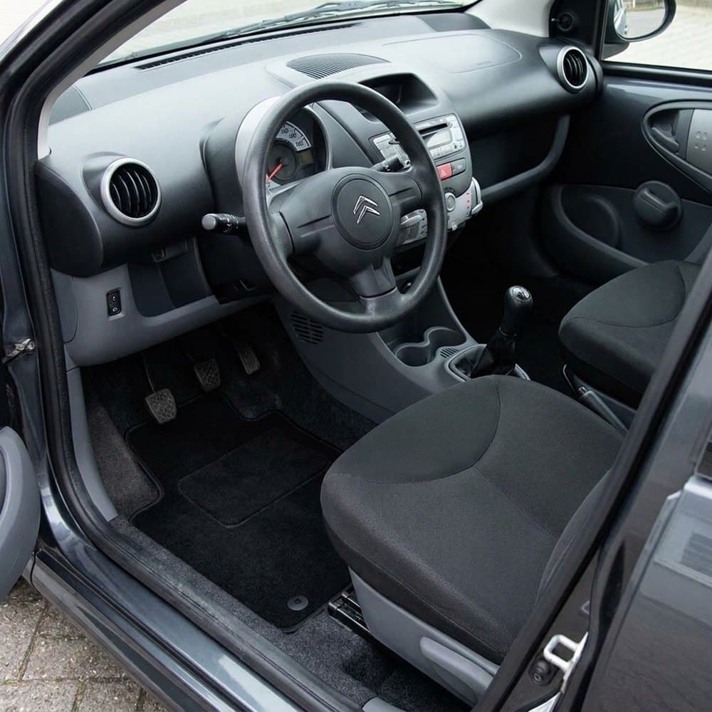 Tappetini in moquette Astro montati su Citroën C1 3/5 porte (2005-2014)