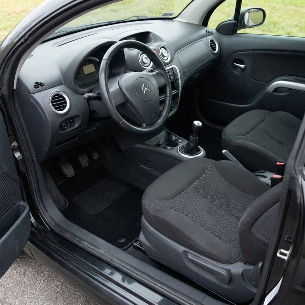 Tappetini in moquette Astro montati su Citroën C3 Pluriel (2003-2011)