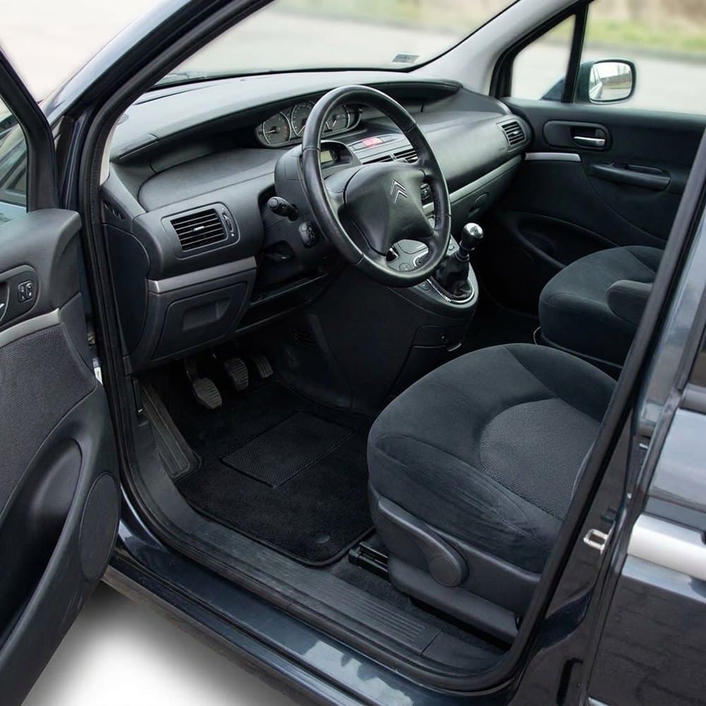 Tappetini in moquette Astro montati su Citroën C8 5 posti (2002-2014)