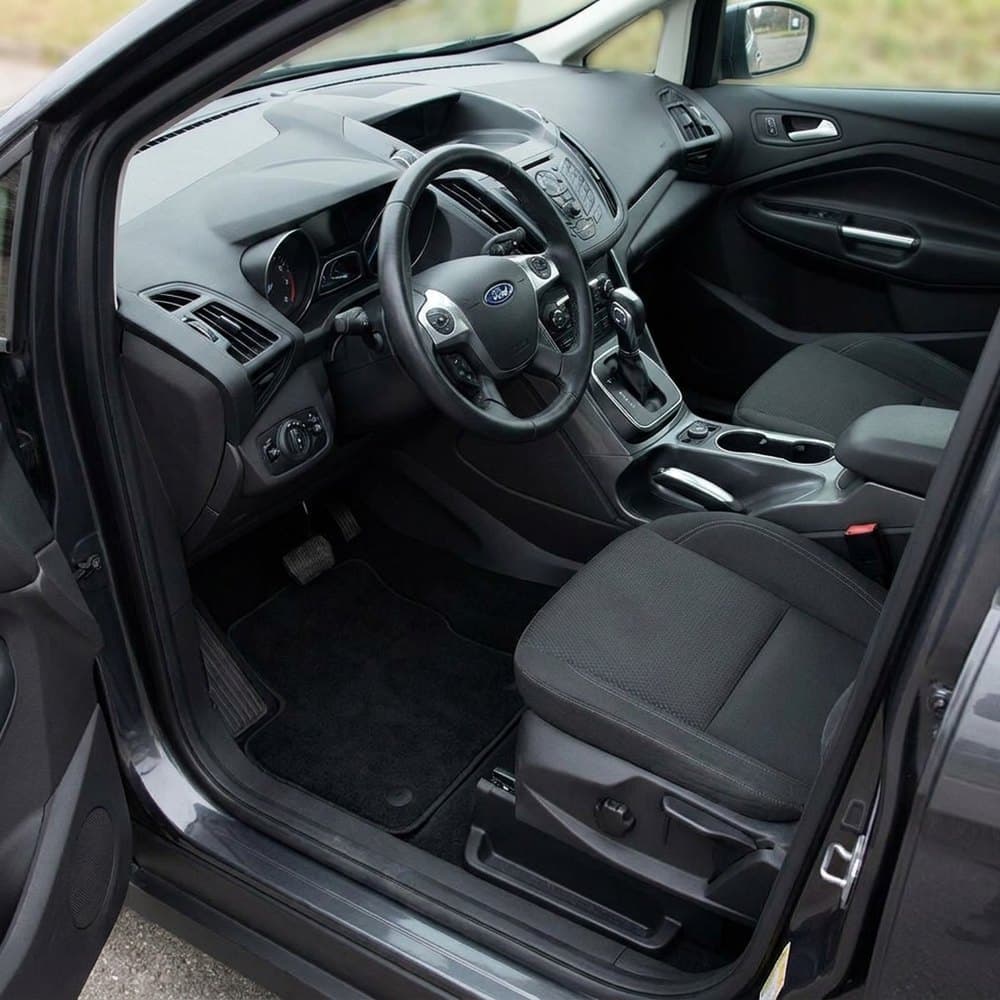 Tappetini in moquette Astro montati su Ford C-Max (2010-2015)