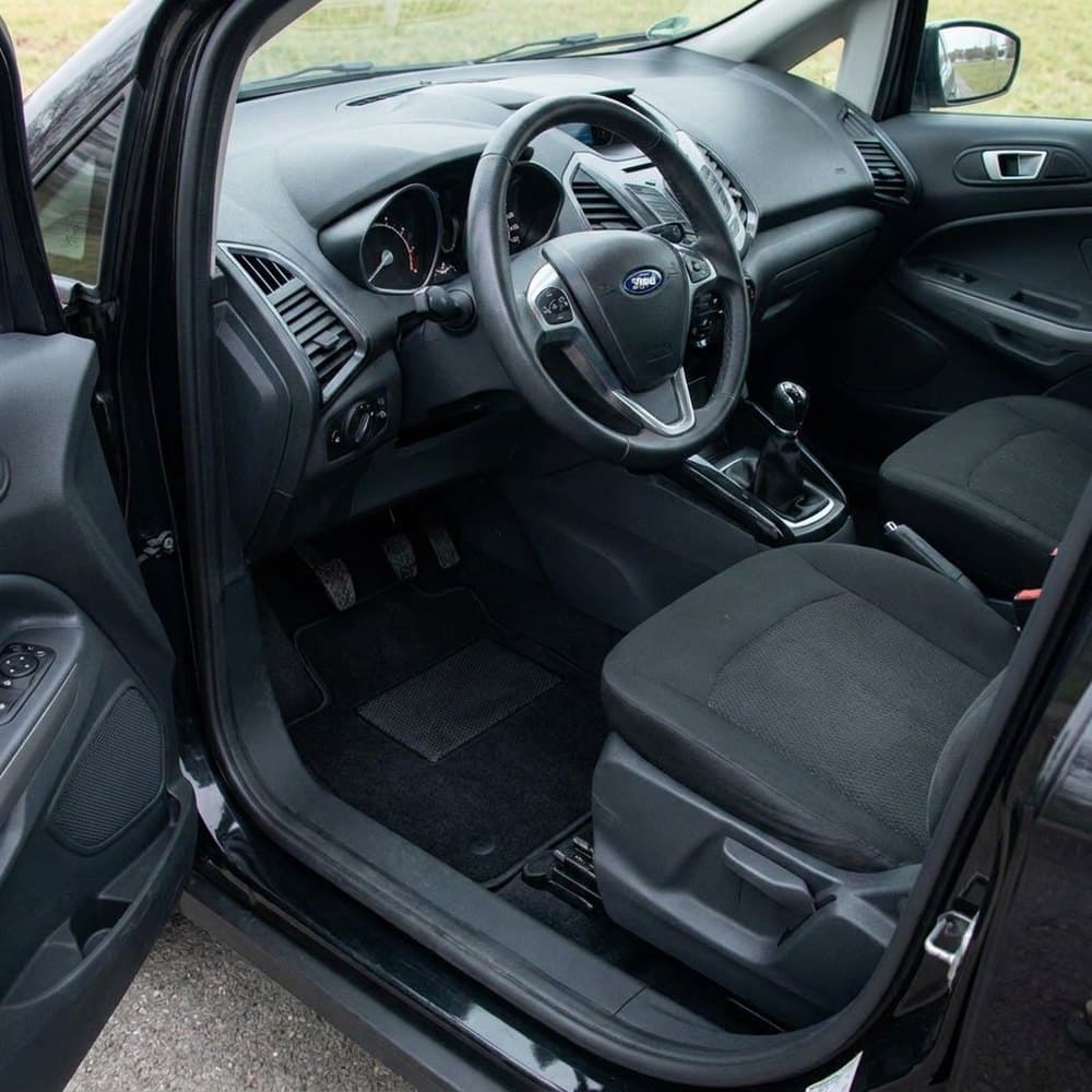 Tappetini in moquette Astro montati su Ford Ecosport (2014-2018)