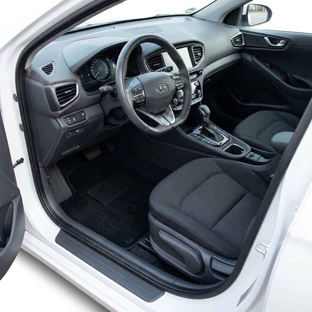 Tappetini in moquette Astro montati su Hyundai Ioniq (2016-)