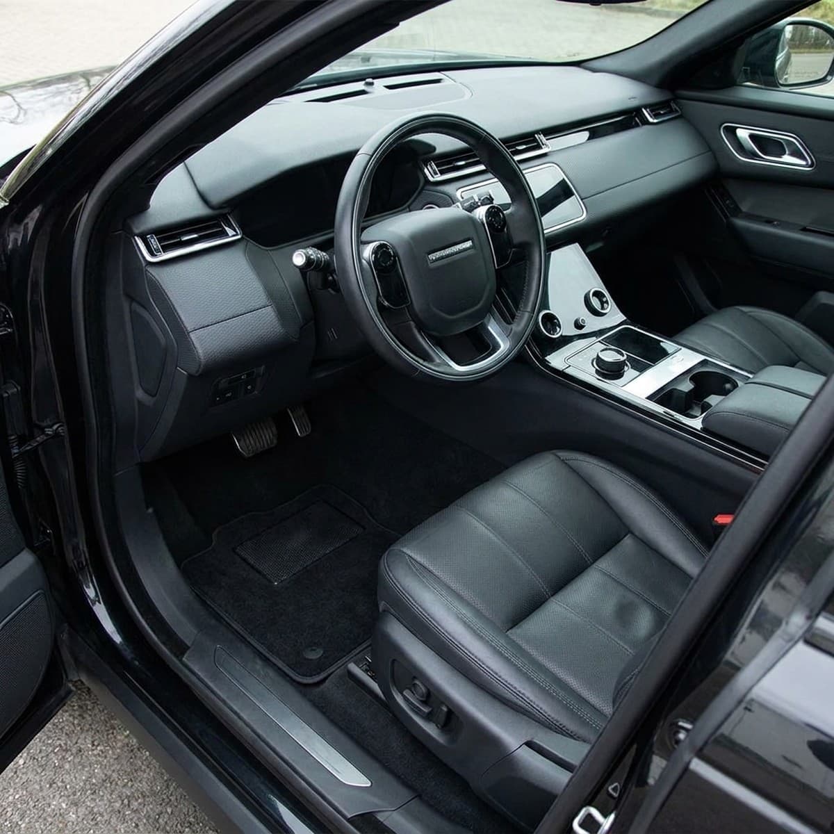 Tappetini in moquette Astro montati su Land Rover Range Rover Velar (2017-)