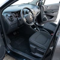 Tappetini in moquette Astro montati su Renault Captur (2013-2019)