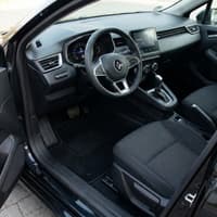 Tappetini in moquette Astro montati su Renault Clio V 3/5 porte e Sportourer (2019-)