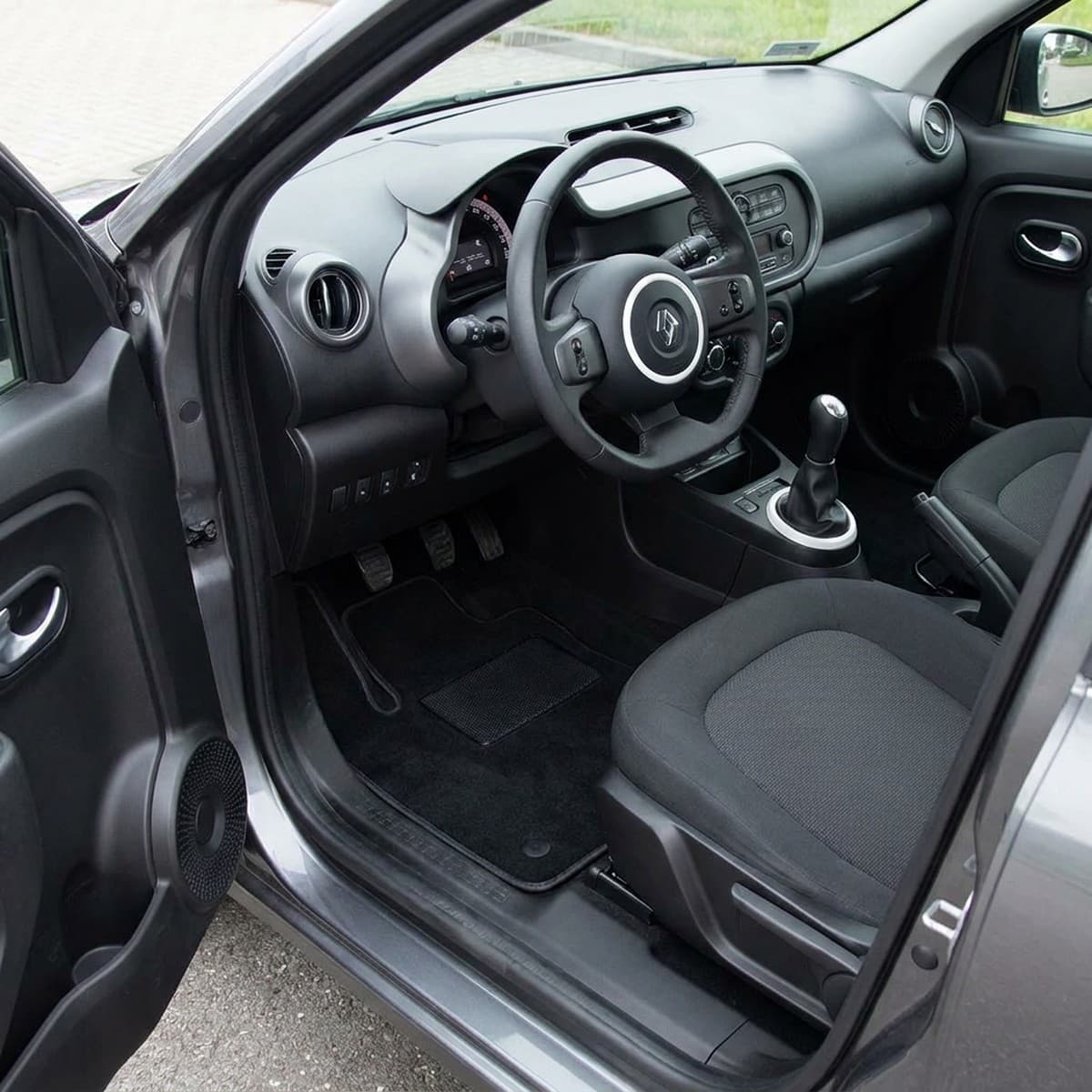 Tappetini in moquette Astro montati su Renault Twingo (2014-)