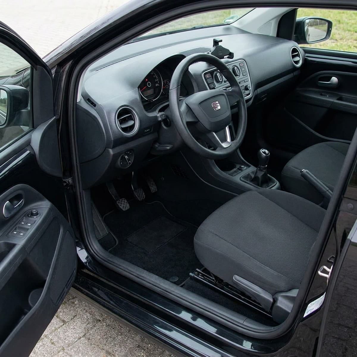 Tappetini in moquette Astro montati su Seat Mii (2011-2021)