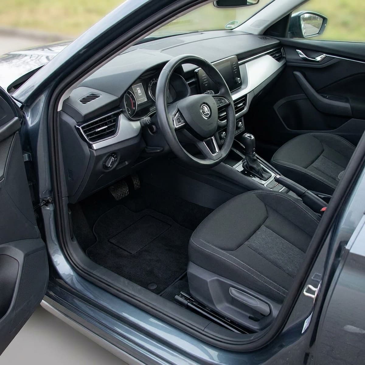 Tappetini in moquette Astro montati su Skoda Kamiq (2019-)