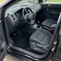 Tappetini in moquette Astro montati su Volkswagen Golf Plus (2005-2014)