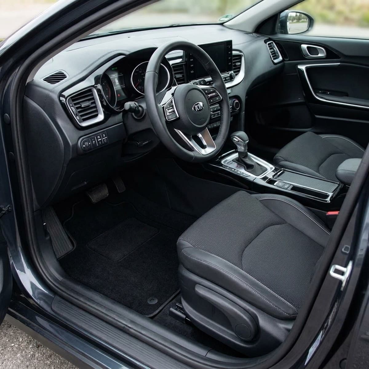 Tappetini in moquette Astro montati su Kia XCeed (2019-)