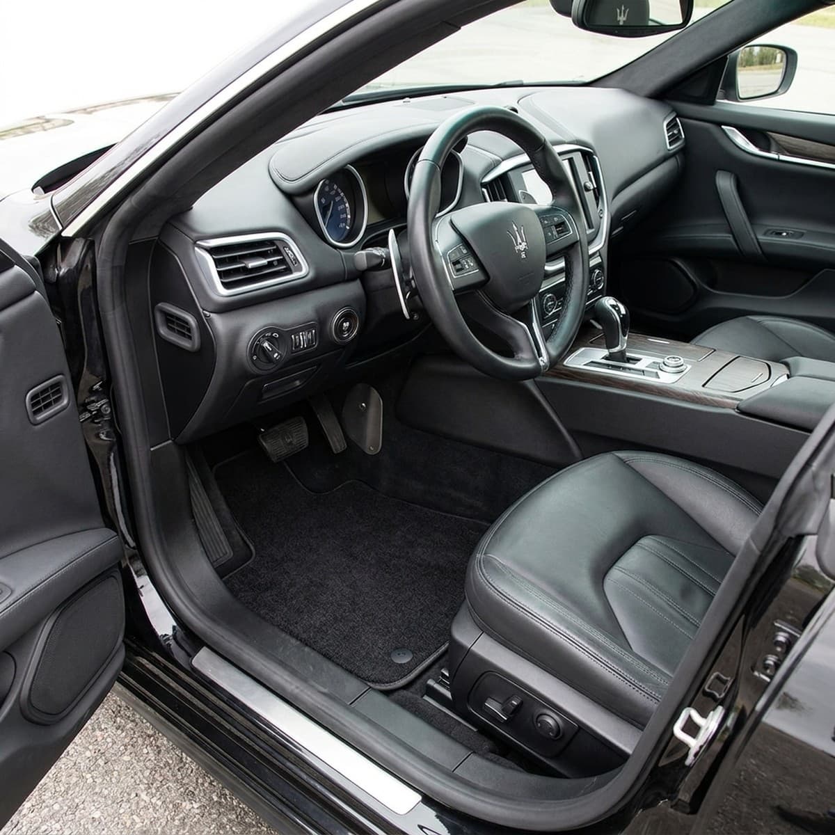 Tappetini in moquette Astro montati su Maserati Ghibli (2013-)