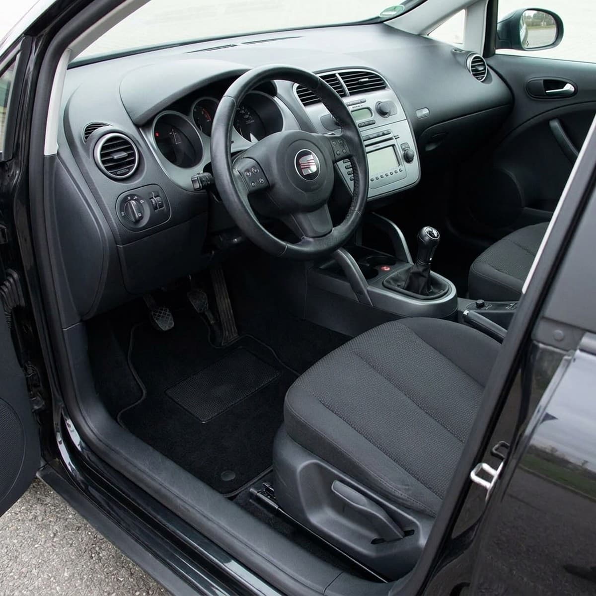 Tappetini in moquette Astro montati su Seat Altea (2004-2010)