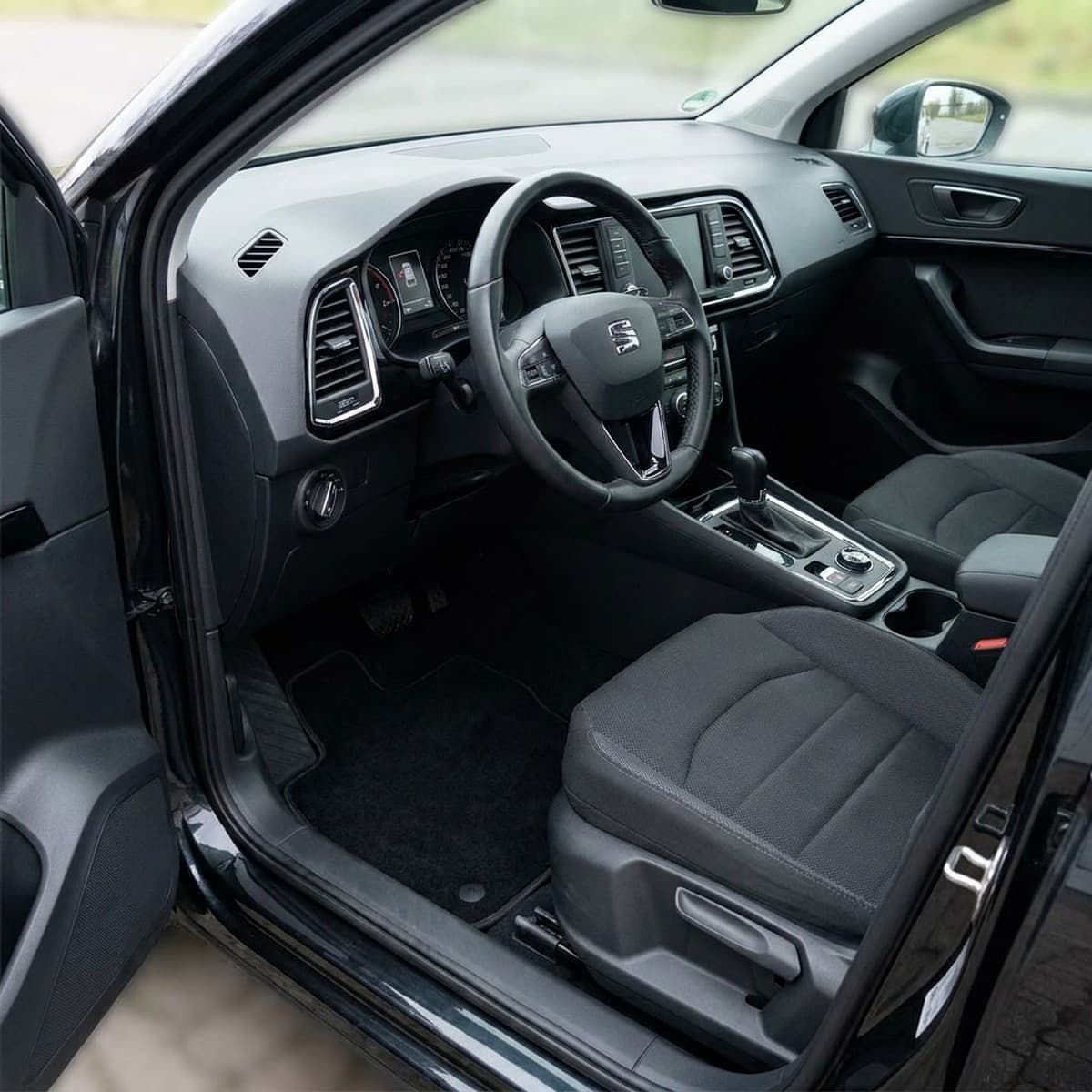 Tappetini in moquette Astro montati su Seat Ateca (2016-)