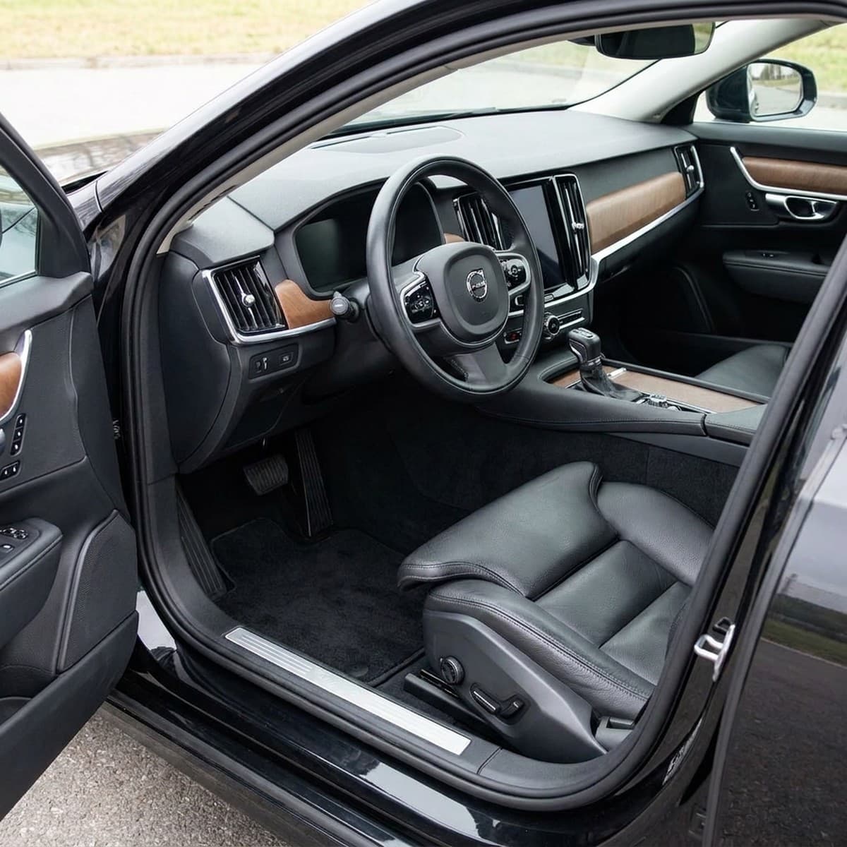 Tappetini in moquette Astro montati su Volvo S90 (2016-)